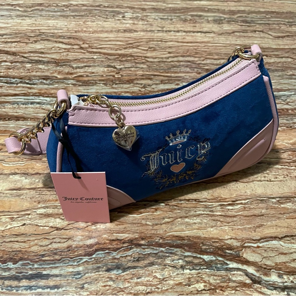 Juicy Couture - Picture 1 of 11